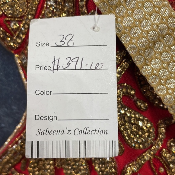 Hindu dress. Never worn with tag. More than one color availabile. - Picture 6 of 6